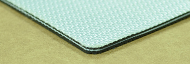 (31PVC2B LS) Конвейерная полимерно-тканевая лента PVC толщиной 3.1мм., ребристая рабочая поверхность, черная от производителя АМА Комплект