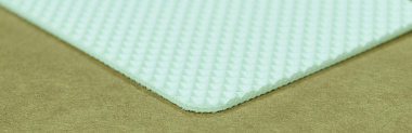(17PU2W D)  Конвейерная полимерно-тканевая лента ПУ толщиной 1,7 мм, вафельная рабочая поверхность, белая. от производителя АМА Комплект