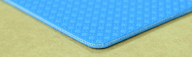 (20PU2SB RG2)  Конвейерная полимерно-тканевая лента ПУ толщиной 2,0 мм,  2-х стороннее покрытие PU- глянцевая гладкая, синяя / рисовое зерно синяя. от производителя АМА Комплект